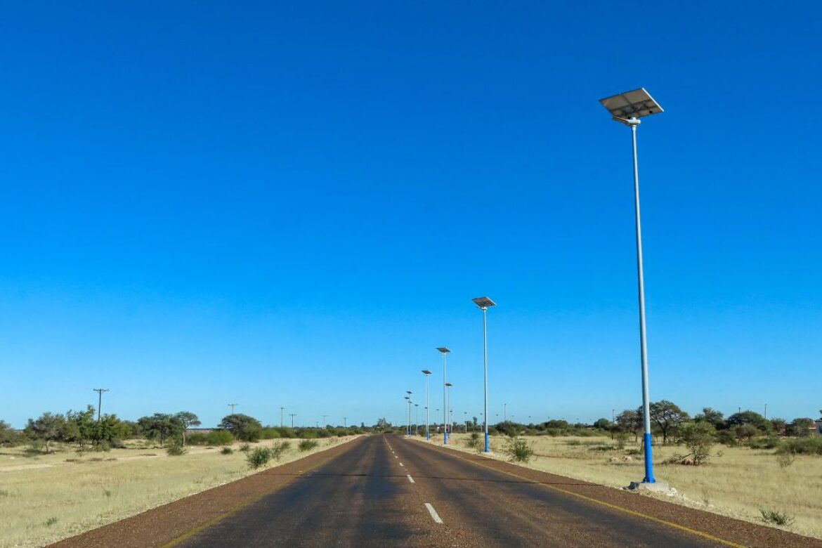 Commercial Solar LED Street Lighting